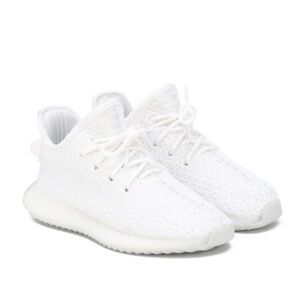 White Yeezy sneakers,worn once ,small for me